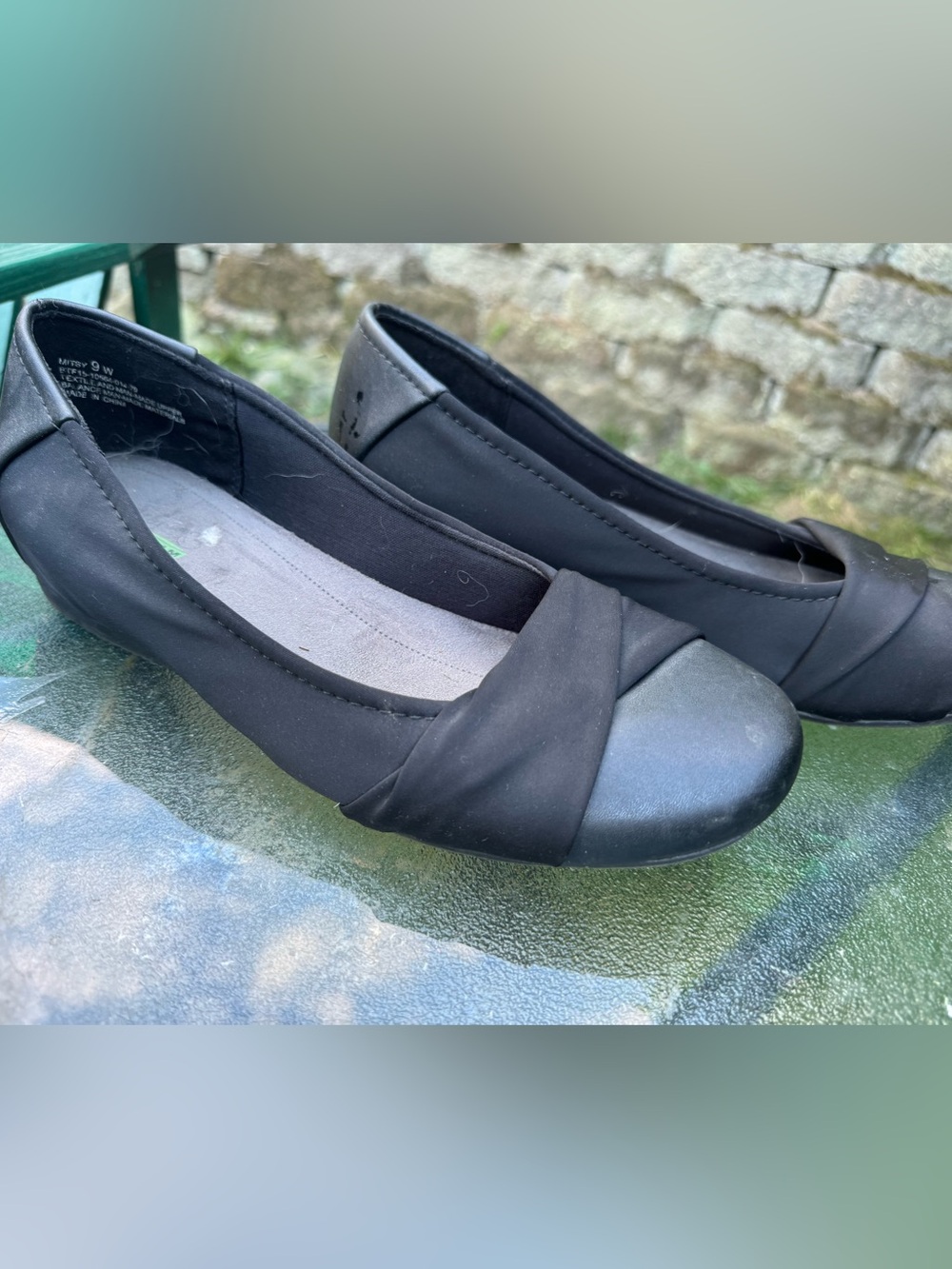 Bear trap Women’s Black Slip-On Ballet style Flats
